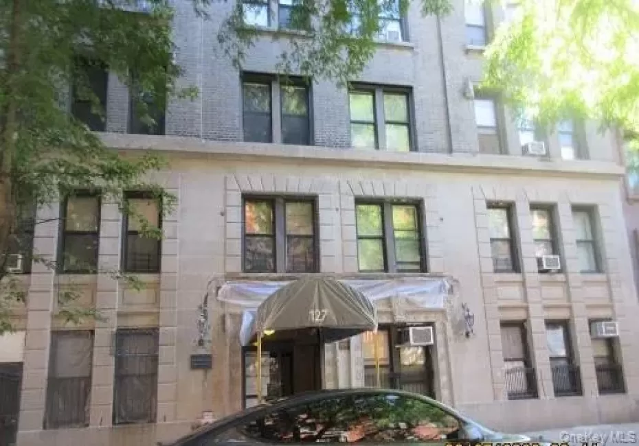 127 82nd Street, New York, NY, 2 Bedrooms Bedrooms, 4 Rooms Rooms,1 BathroomBathrooms,Residential,For Rent,82nd,0,1027025 127 82nd Street, New York, NY, 2 Bedrooms Bedrooms, 4 Rooms Rooms,1 BathroomBathrooms,Residential,For Rent,82nd,0,1027025