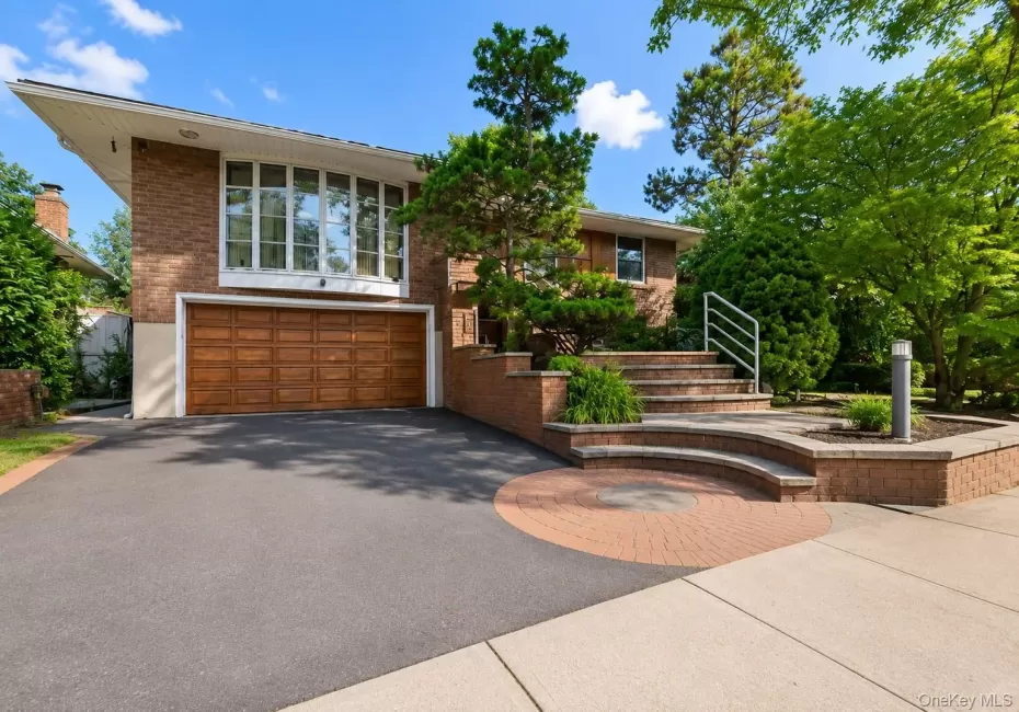 561 Golf Drive, Hempstead, NY, 5 Bedrooms Bedrooms, 11 Rooms Rooms,3 BathroomsBathrooms,Residential,For Rent,Golf,0,1026832 561 Golf Drive, Hempstead, NY, 5 Bedrooms Bedrooms, 11 Rooms Rooms,3 BathroomsBathrooms,Residential,For Rent,Golf,0,1026832