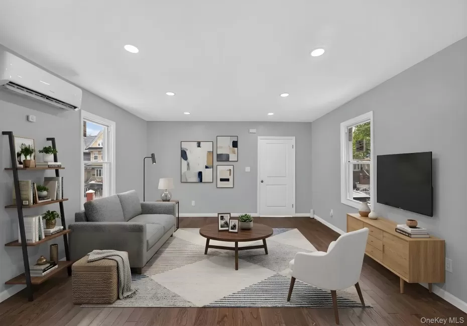 10513 133rd Street, New York, NY, 5 Bedrooms Bedrooms, 12 Rooms Rooms,2 BathroomsBathrooms,Residential,For Rent,133rd,0,1027005 10513 133rd Street, New York, NY, 5 Bedrooms Bedrooms, 12 Rooms Rooms,2 BathroomsBathrooms,Residential,For Rent,133rd,0,1027005