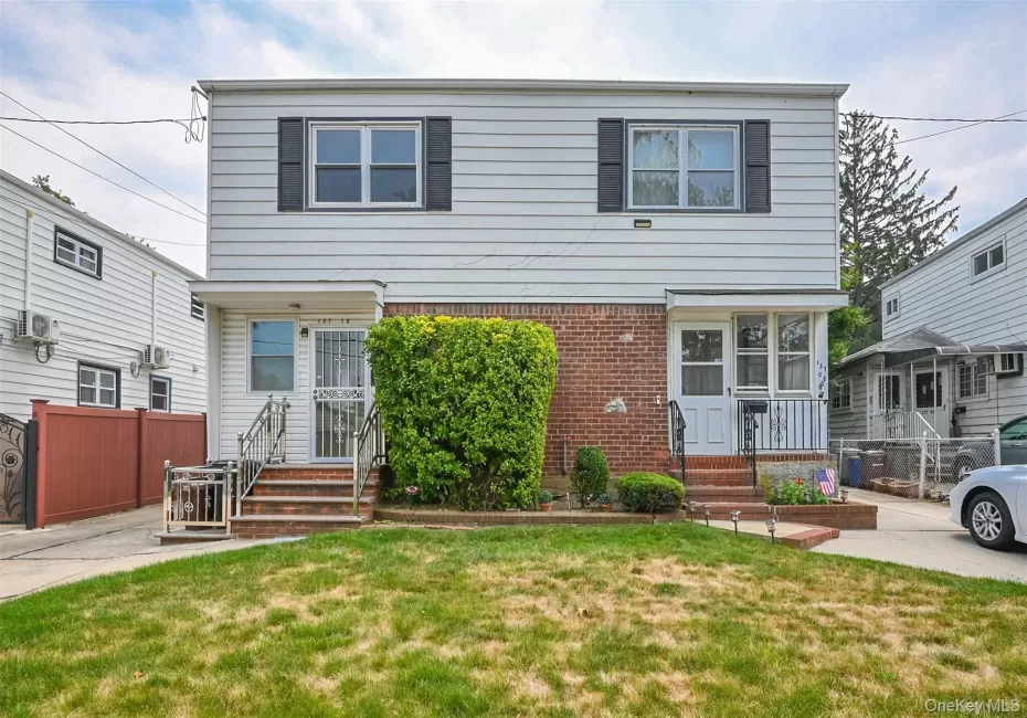 137-10 64th Road, New York, NY, 3 Bedrooms Bedrooms, 9 Rooms Rooms,2 BathroomsBathrooms,Residential,For Rent,64th,0,1024996 137-10 64th Road, New York, NY, 3 Bedrooms Bedrooms, 9 Rooms Rooms,2 BathroomsBathrooms,Residential,For Rent,64th,0,1024996