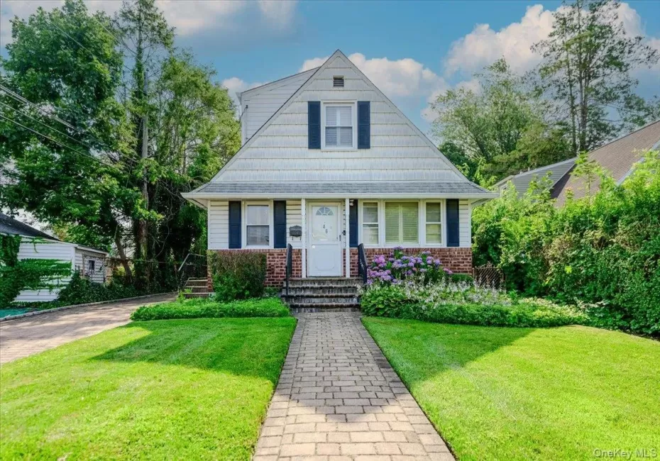 46 Schumacher Drive, Hempstead, NY, 4 Bedrooms Bedrooms, 7 Rooms Rooms,2 BathroomsBathrooms,Residential,For Rent,Schumacher,0,1024647 46 Schumacher Drive, Hempstead, NY, 4 Bedrooms Bedrooms, 7 Rooms Rooms,2 BathroomsBathrooms,Residential,For Rent,Schumacher,0,1024647