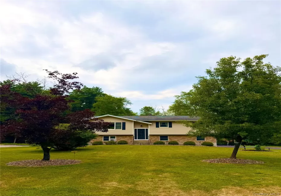 20 Lenart Place, East Fishkill, NY, 3 Bedrooms Bedrooms, 3 Rooms Rooms,2 BathroomsBathrooms,Residential,For Rent,Lenart,0,1026788 20 Lenart Place, East Fishkill, NY, 3 Bedrooms Bedrooms, 3 Rooms Rooms,2 BathroomsBathrooms,Residential,For Rent,Lenart,0,1026788