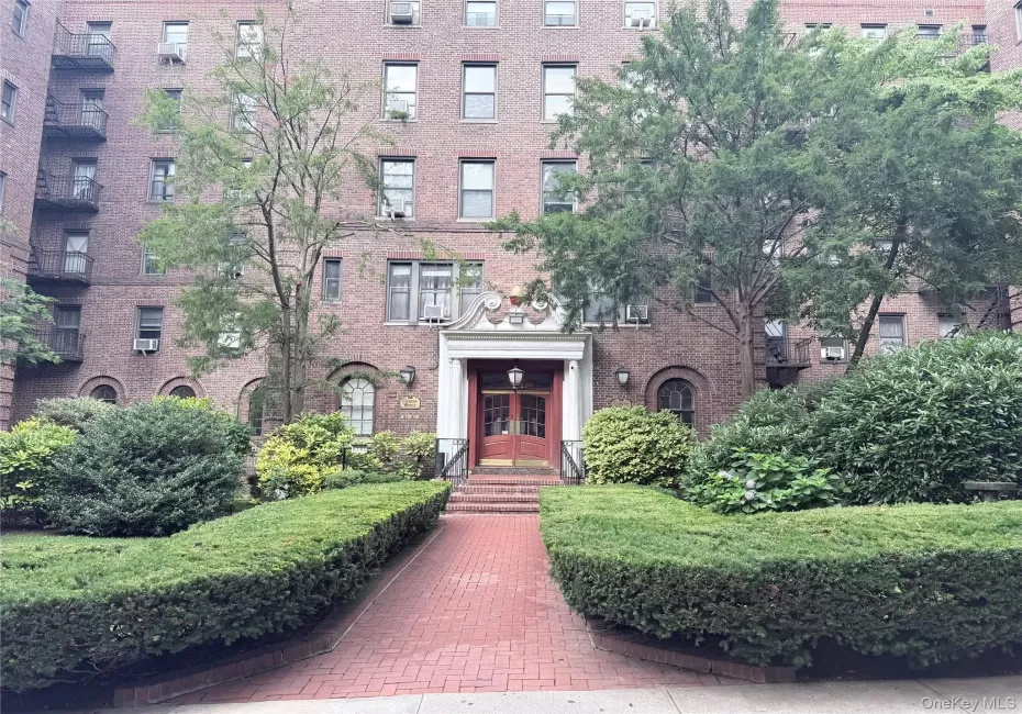 83-80 118 Street, New York, NY, 1 Bedroom Bedrooms, 3 Rooms Rooms,1 BathroomBathrooms,Residential,For Rent,118,0,1027166 83-80 118 Street, New York, NY, 1 Bedroom Bedrooms, 3 Rooms Rooms,1 BathroomBathrooms,Residential,For Rent,118,0,1027166