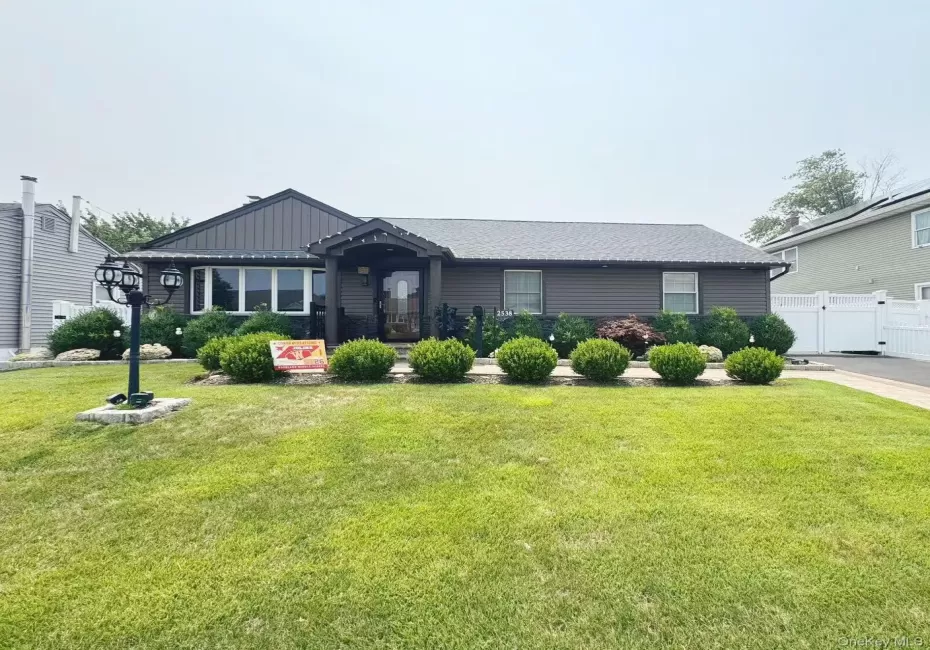 2538 1st Avenue, Hempstead, NY, 3 Bedrooms Bedrooms, 5 Rooms Rooms,2 BathroomsBathrooms,Residential,For Rent,1st,0,1027219 2538 1st Avenue, Hempstead, NY, 3 Bedrooms Bedrooms, 5 Rooms Rooms,2 BathroomsBathrooms,Residential,For Rent,1st,0,1027219