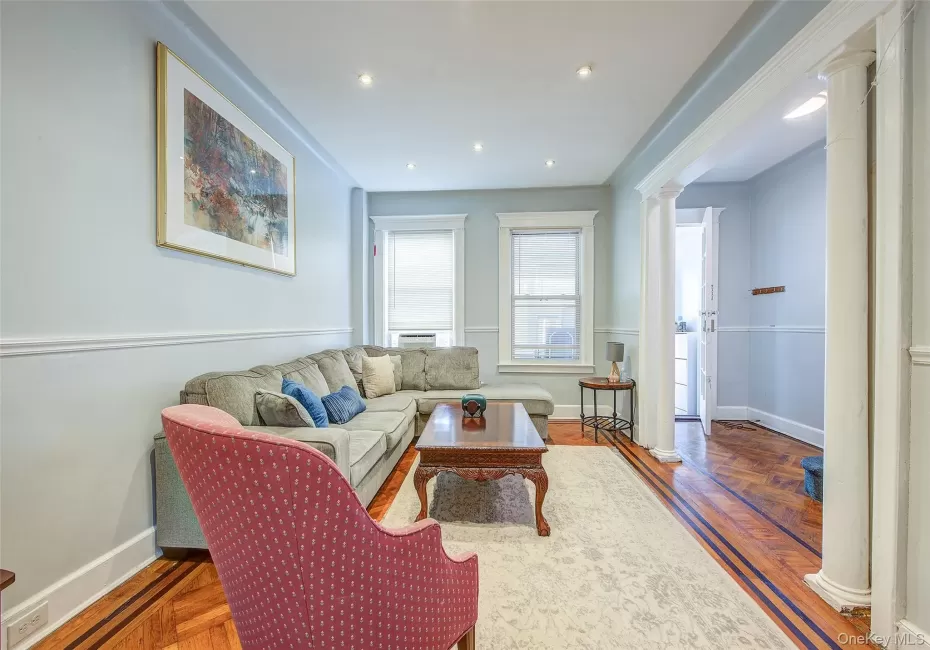 9009 80th Street, New York, NY, 3 Bedrooms Bedrooms, 7 Rooms Rooms,2 BathroomsBathrooms,Residential,For Rent,80th,0,1027129 9009 80th Street, New York, NY, 3 Bedrooms Bedrooms, 7 Rooms Rooms,2 BathroomsBathrooms,Residential,For Rent,80th,0,1027129
