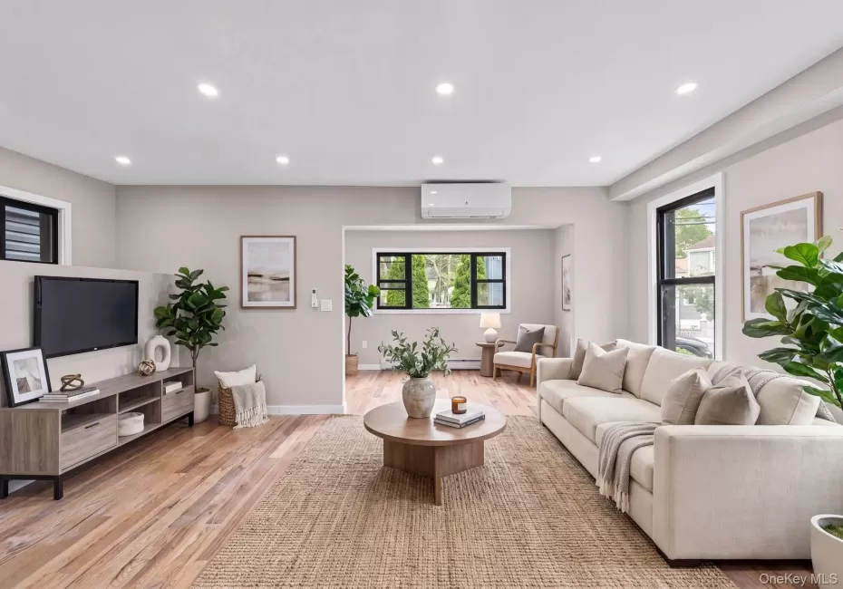 11147 Witthoff Avenue, New York, NY, 4 Bedrooms Bedrooms, 12 Rooms Rooms,4 BathroomsBathrooms,Residential,For Rent,Witthoff,0,1027117 11147 Witthoff Avenue, New York, NY, 4 Bedrooms Bedrooms, 12 Rooms Rooms,4 BathroomsBathrooms,Residential,For Rent,Witthoff,0,1027117