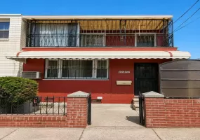 50-46 69th Place, New York, NY, 3 Bedrooms Bedrooms, 6 Rooms Rooms,1 BathroomBathrooms,Residential Lease,For Rent,69th,0,1027279 50-46 69th Place, New York, NY, 3 Bedrooms Bedrooms, 6 Rooms Rooms,1 BathroomBathrooms,Residential Lease,For Rent,69th,0,1027279