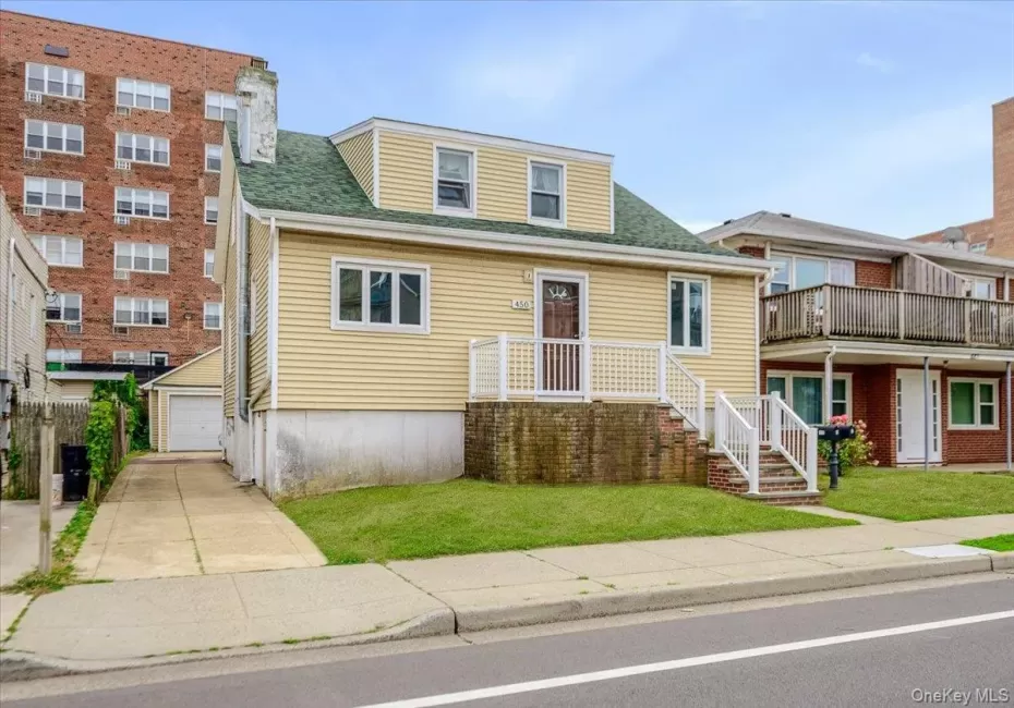 450 Broadway, Long Beach, NY, 3 Bedrooms Bedrooms, 6 Rooms Rooms,1 BathroomBathrooms,Residential Lease,For Rent,Broadway,0,1027266 450 Broadway, Long Beach, NY, 3 Bedrooms Bedrooms, 6 Rooms Rooms,1 BathroomBathrooms,Residential Lease,For Rent,Broadway,0,1027266