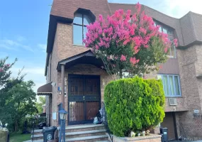 19-07 Clintonville Street, New York, NY, 3 Bedrooms Bedrooms, 7 Rooms Rooms,2 BathroomsBathrooms,Residential Lease,For Rent,Clintonville,0,1027640 19-07 Clintonville Street, New York, NY, 3 Bedrooms Bedrooms, 7 Rooms Rooms,2 BathroomsBathrooms,Residential Lease,For Rent,Clintonville,0,1027640