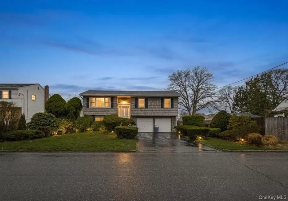 286 13th Street, Babylon, NY, 5 Bedrooms Bedrooms, 8 Rooms Rooms,2 BathroomsBathrooms,Residential,For Rent,13th,0,1026777 286 13th Street, Babylon, NY, 5 Bedrooms Bedrooms, 8 Rooms Rooms,2 BathroomsBathrooms,Residential,For Rent,13th,0,1026777