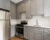 43 New Hyde Park Road, Hempstead, NY, 2 Bedrooms Bedrooms, 4 Rooms Rooms,1 BathroomBathrooms,Residential Lease,For Rent,New Hyde Park,0,1026646 43 New Hyde Park Road, Hempstead, NY, 2 Bedrooms Bedrooms, 4 Rooms Rooms,1 BathroomBathrooms,Residential Lease,For Rent,New Hyde Park,0,1026646