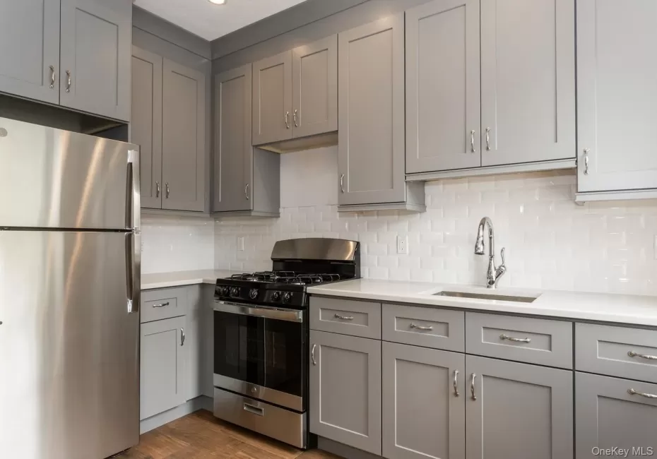 43 New Hyde Park Road, Hempstead, NY, 2 Bedrooms Bedrooms, 4 Rooms Rooms,1 BathroomBathrooms,Residential Lease,For Rent,New Hyde Park,0,1026646 43 New Hyde Park Road, Hempstead, NY, 2 Bedrooms Bedrooms, 4 Rooms Rooms,1 BathroomBathrooms,Residential Lease,For Rent,New Hyde Park,0,1026646