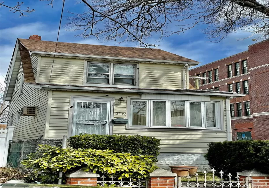 127-19 9th Avenue, New York, NY, 3 Bedrooms Bedrooms, 7 Rooms Rooms,2 BathroomsBathrooms,Residential,For Rent,9th,0,1027356 127-19 9th Avenue, New York, NY, 3 Bedrooms Bedrooms, 7 Rooms Rooms,2 BathroomsBathrooms,Residential,For Rent,9th,0,1027356