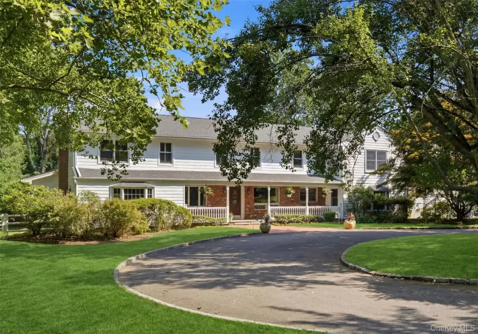 27 School Lane, Huntington, NY, 5 Bedrooms Bedrooms, 10 Rooms Rooms,4 BathroomsBathrooms,Residential,For Rent,School,0,1026840 27 School Lane, Huntington, NY, 5 Bedrooms Bedrooms, 10 Rooms Rooms,4 BathroomsBathrooms,Residential,For Rent,School,0,1026840