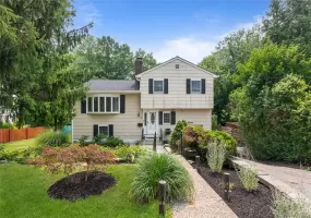 20 Walnut Street, Greenburgh, NY, 4 Bedrooms Bedrooms, 8 Rooms Rooms,2 BathroomsBathrooms,Residential Lease,For Rent,Walnut,0,1026507 20 Walnut Street, Greenburgh, NY, 4 Bedrooms Bedrooms, 8 Rooms Rooms,2 BathroomsBathrooms,Residential Lease,For Rent,Walnut,0,1026507
