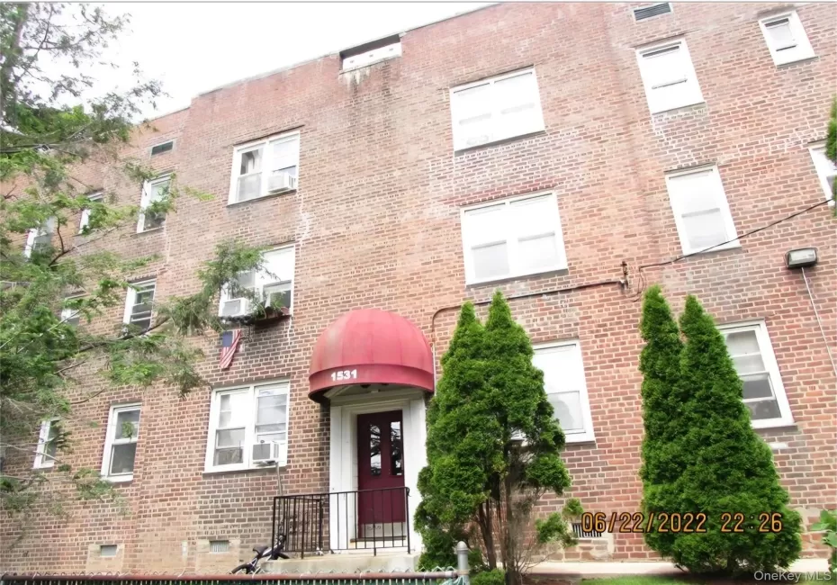 1531 Central Park Avenue, Yonkers, NY, 1 Bedroom Bedrooms, 3 Rooms Rooms,1 BathroomBathrooms,Residential Lease,For Rent,Central Park,0,1027373 1531 Central Park Avenue, Yonkers, NY, 1 Bedroom Bedrooms, 3 Rooms Rooms,1 BathroomBathrooms,Residential Lease,For Rent,Central Park,0,1027373