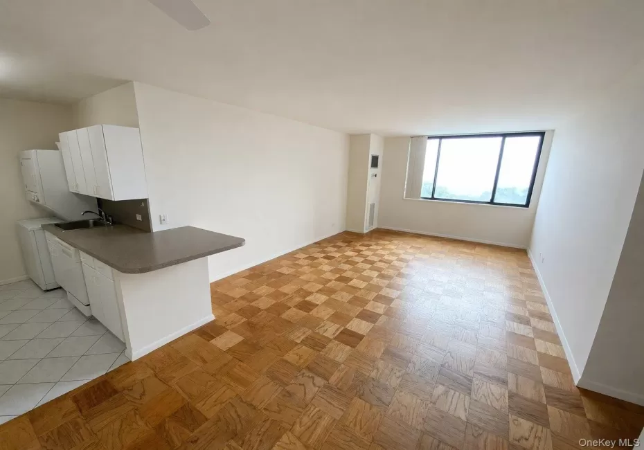 27010 Grand Central Parkway, New York, NY, 1 Bedroom Bedrooms, 4 Rooms Rooms,1 BathroomBathrooms,Residential,For Rent,Grand Central,0,1027119 27010 Grand Central Parkway, New York, NY, 1 Bedroom Bedrooms, 4 Rooms Rooms,1 BathroomBathrooms,Residential,For Rent,Grand Central,0,1027119