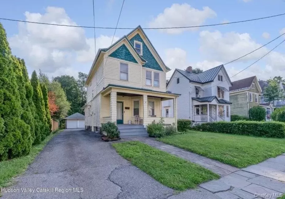 288 Washington Avenue, Kingston, NY, 4 Bedrooms Bedrooms, 7 Rooms Rooms,1 BathroomBathrooms,Residential,For Rent,Washington,0,1027387 288 Washington Avenue, Kingston, NY, 4 Bedrooms Bedrooms, 7 Rooms Rooms,1 BathroomBathrooms,Residential,For Rent,Washington,0,1027387
