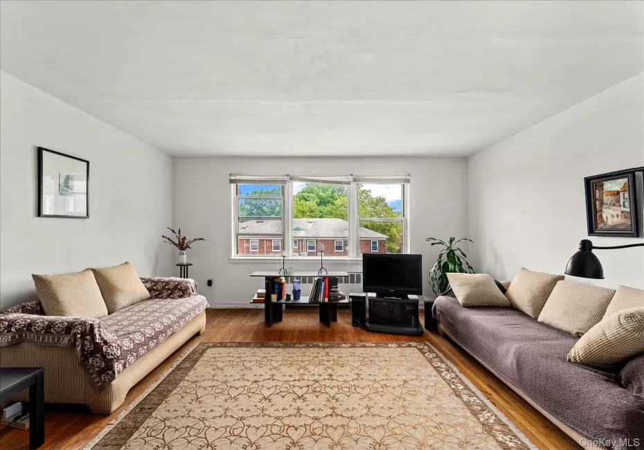 138-29 68th Drive, New York, NY, 1 Bedroom Bedrooms, 3 Rooms Rooms,1 BathroomBathrooms,Residential,For Rent,68th,0,1027455 138-29 68th Drive, New York, NY, 1 Bedroom Bedrooms, 3 Rooms Rooms,1 BathroomBathrooms,Residential,For Rent,68th,0,1027455
