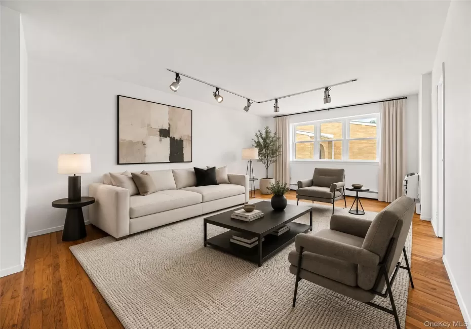 212 Westend Avenue, Hempstead, NY, 1 Bedroom Bedrooms, 3 Rooms Rooms,1 BathroomBathrooms,Residential,For Rent,Westend,0,1026818 212 Westend Avenue, Hempstead, NY, 1 Bedroom Bedrooms, 3 Rooms Rooms,1 BathroomBathrooms,Residential,For Rent,Westend,0,1026818