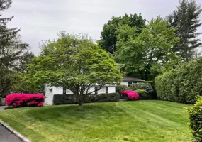 6 Preston Court, Glen Cove, NY, 3 Bedrooms Bedrooms, 7 Rooms Rooms,2 BathroomsBathrooms,Residential,For Rent,Preston,0,1024979 6 Preston Court, Glen Cove, NY, 3 Bedrooms Bedrooms, 7 Rooms Rooms,2 BathroomsBathrooms,Residential,For Rent,Preston,0,1024979