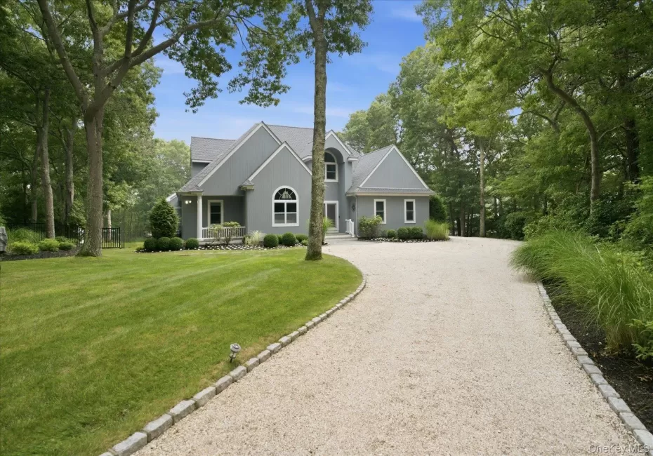 90 Lakeside Lane, Southampton, NY, 4 Bedrooms Bedrooms, 9 Rooms Rooms,3 BathroomsBathrooms,Residential,For Rent,Lakeside,0,1026057 90 Lakeside Lane, Southampton, NY, 4 Bedrooms Bedrooms, 9 Rooms Rooms,3 BathroomsBathrooms,Residential,For Rent,Lakeside,0,1026057