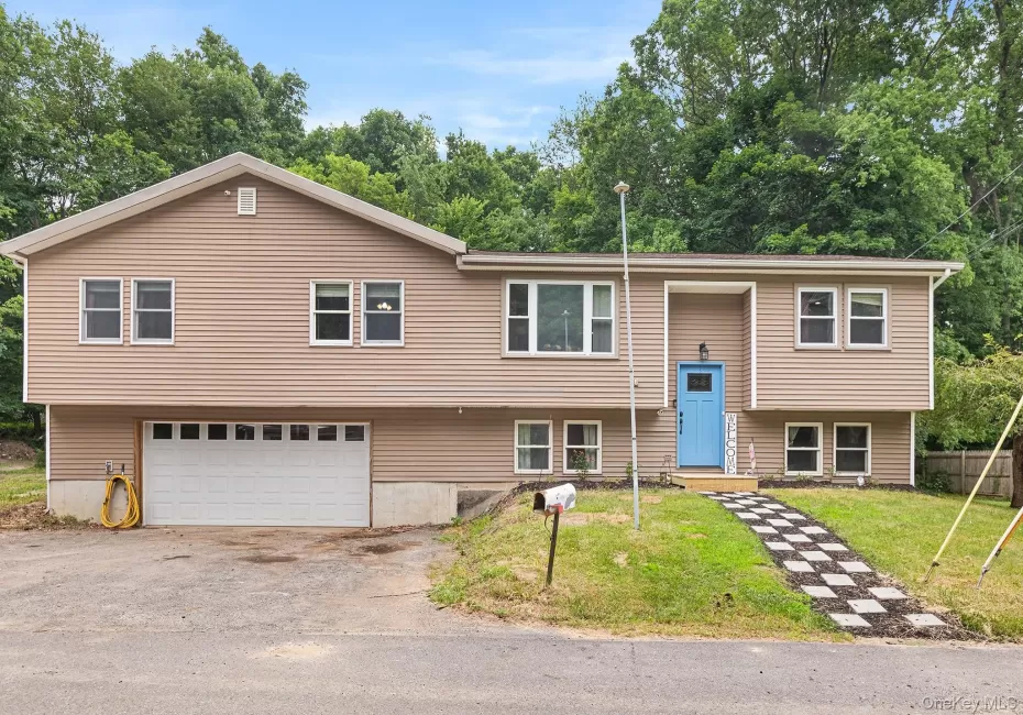 22 Hill View Road, New Windsor, NY, 5 Bedrooms Bedrooms, 10 Rooms Rooms,2 BathroomsBathrooms,Residential,For Rent,Hill View,0,996845 22 Hill View Road, New Windsor, NY, 5 Bedrooms Bedrooms, 10 Rooms Rooms,2 BathroomsBathrooms,Residential,For Rent,Hill View,0,996845