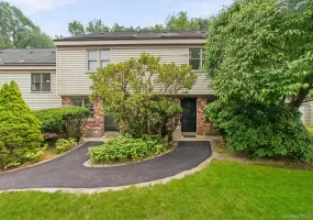 181 Heritage Hills, Somers, NY, 2 Bedrooms Bedrooms, 5 Rooms Rooms,1 BathroomBathrooms,Residential,For Rent,Heritage,0,1025943 181 Heritage Hills, Somers, NY, 2 Bedrooms Bedrooms, 5 Rooms Rooms,1 BathroomBathrooms,Residential,For Rent,Heritage,0,1025943