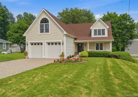 302 Lakeside Road, Newburgh (town), NY, 3 Bedrooms Bedrooms, 7 Rooms Rooms,2 BathroomsBathrooms,Residential,For Rent,Lakeside,0,1025198 302 Lakeside Road, Newburgh (town), NY, 3 Bedrooms Bedrooms, 7 Rooms Rooms,2 BathroomsBathrooms,Residential,For Rent,Lakeside,0,1025198