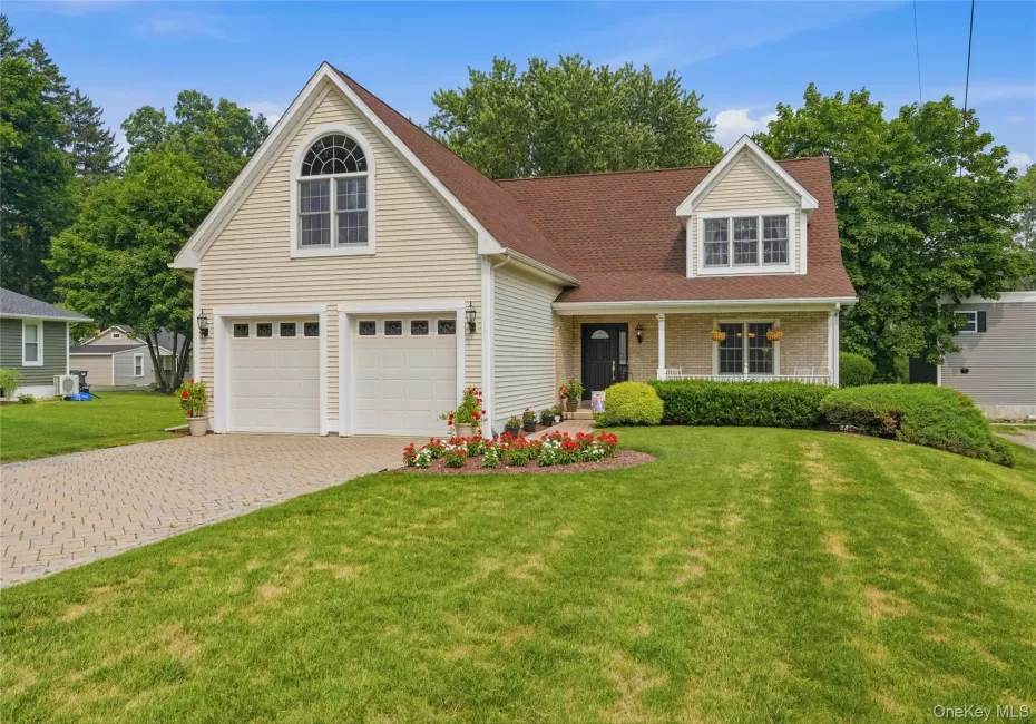 302 Lakeside Road, Newburgh (town), NY, 3 Bedrooms Bedrooms, 7 Rooms Rooms,2 BathroomsBathrooms,Residential,For Rent,Lakeside,0,1025198 302 Lakeside Road, Newburgh (town), NY, 3 Bedrooms Bedrooms, 7 Rooms Rooms,2 BathroomsBathrooms,Residential,For Rent,Lakeside,0,1025198