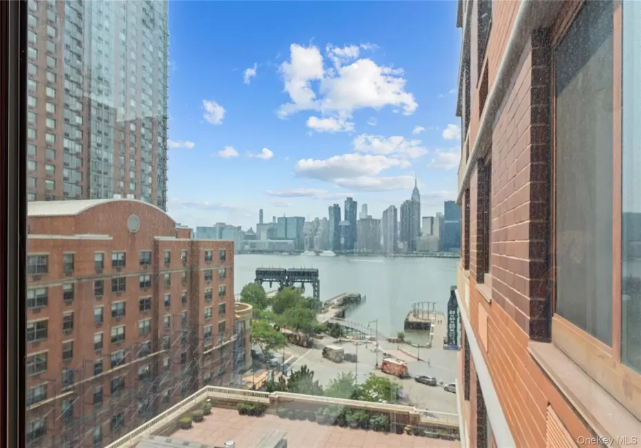 4-74 48th Avenue, New York, NY, 1 Bedroom Bedrooms, 4 Rooms Rooms,1 BathroomBathrooms,Residential,For Rent,48th,0,1027727 4-74 48th Avenue, New York, NY, 1 Bedroom Bedrooms, 4 Rooms Rooms,1 BathroomBathrooms,Residential,For Rent,48th,0,1027727