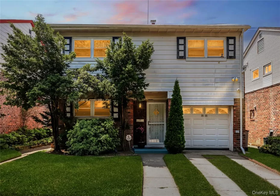 1616 202nd Street, New York, NY, 3 Bedrooms Bedrooms, 7 Rooms Rooms,2 BathroomsBathrooms,Residential,For Rent,202nd,0,1026608 1616 202nd Street, New York, NY, 3 Bedrooms Bedrooms, 7 Rooms Rooms,2 BathroomsBathrooms,Residential,For Rent,202nd,0,1026608