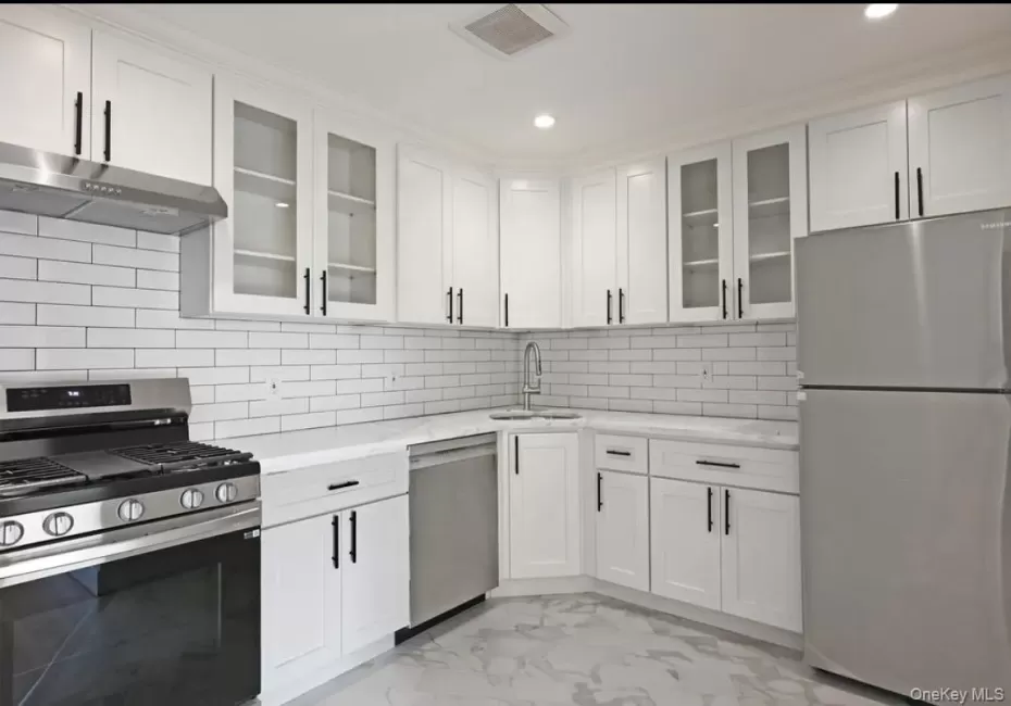 1943 76th Street, New York, NY, 3 Bedrooms Bedrooms, 5 Rooms Rooms,2 BathroomsBathrooms,Residential Lease,For Rent,76th,0,1027893 1943 76th Street, New York, NY, 3 Bedrooms Bedrooms, 5 Rooms Rooms,2 BathroomsBathrooms,Residential Lease,For Rent,76th,0,1027893