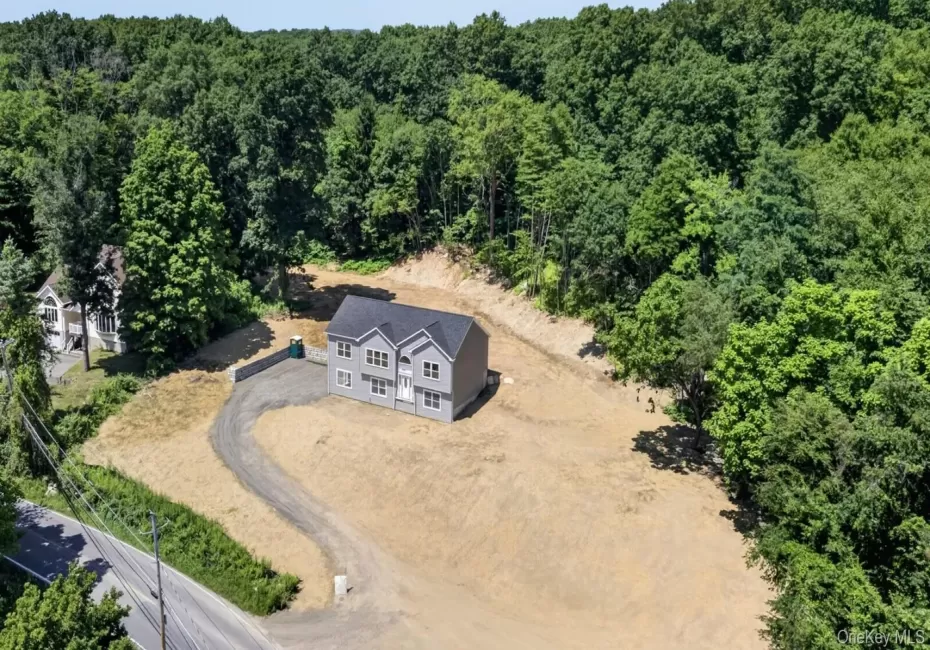 592 Ludingtonville Road, Kent, NY, 4 Bedrooms Bedrooms, 6 Rooms Rooms,3 BathroomsBathrooms,Residential,For Rent,Ludingtonville,0,991422 592 Ludingtonville Road, Kent, NY, 4 Bedrooms Bedrooms, 6 Rooms Rooms,3 BathroomsBathrooms,Residential,For Rent,Ludingtonville,0,991422