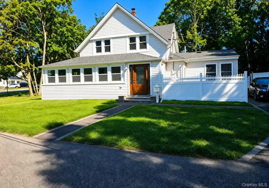 165 Cedar Street, Babylon, NY, 4 Bedrooms Bedrooms, 9 Rooms Rooms,2 BathroomsBathrooms,Residential,For Rent,Cedar,0,1028012 165 Cedar Street, Babylon, NY, 4 Bedrooms Bedrooms, 9 Rooms Rooms,2 BathroomsBathrooms,Residential,For Rent,Cedar,0,1028012