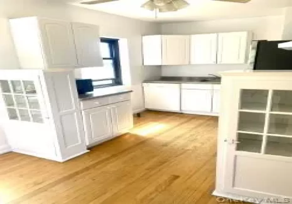 111 Sagamore Road, Eastchester, NY, 1 Bedroom Bedrooms, 3 Rooms Rooms,1 BathroomBathrooms,Residential Lease,For Rent,Sagamore,0,1027773 111 Sagamore Road, Eastchester, NY, 1 Bedroom Bedrooms, 3 Rooms Rooms,1 BathroomBathrooms,Residential Lease,For Rent,Sagamore,0,1027773