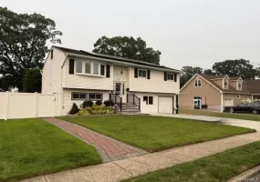 809 Alleghany Avenue, Babylon, NY, 1 Bedroom Bedrooms, 4 Rooms Rooms,1 BathroomBathrooms,Residential Lease,For Rent,Alleghany,0,1026949 809 Alleghany Avenue, Babylon, NY, 1 Bedroom Bedrooms, 4 Rooms Rooms,1 BathroomBathrooms,Residential Lease,For Rent,Alleghany,0,1026949