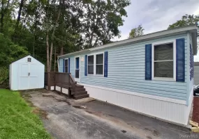 37 Bircher Avenue, Poughkeepsie, NY, 3 Bedrooms Bedrooms, 7 Rooms Rooms,2 BathroomsBathrooms,Residential,For Rent,Bircher,0,1024752 37 Bircher Avenue, Poughkeepsie, NY, 3 Bedrooms Bedrooms, 7 Rooms Rooms,2 BathroomsBathrooms,Residential,For Rent,Bircher,0,1024752