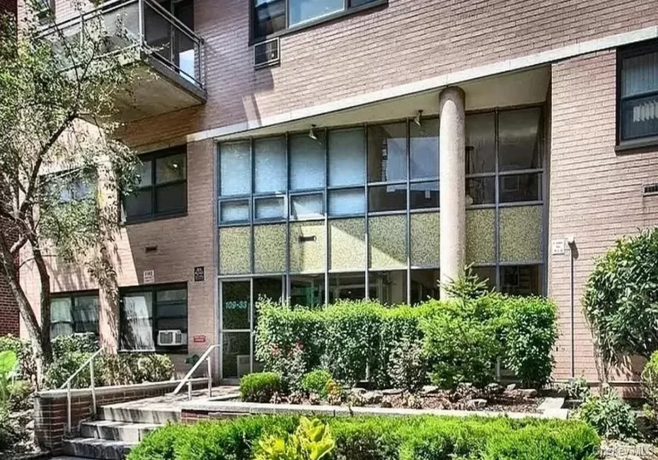 109-33 71st Road, New York, NY, 2 Bedrooms Bedrooms, 6 Rooms Rooms,2 BathroomsBathrooms,Residential Lease,For Rent,71st,0,1026417 109-33 71st Road, New York, NY, 2 Bedrooms Bedrooms, 6 Rooms Rooms,2 BathroomsBathrooms,Residential Lease,For Rent,71st,0,1026417