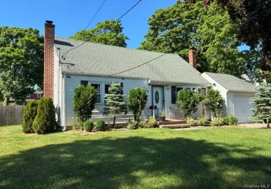 169 21st Street, Huntington, NY, 4 Bedrooms Bedrooms, 7 Rooms Rooms,2 BathroomsBathrooms,Residential,For Rent,21st,0,1015450 169 21st Street, Huntington, NY, 4 Bedrooms Bedrooms, 7 Rooms Rooms,2 BathroomsBathrooms,Residential,For Rent,21st,0,1015450