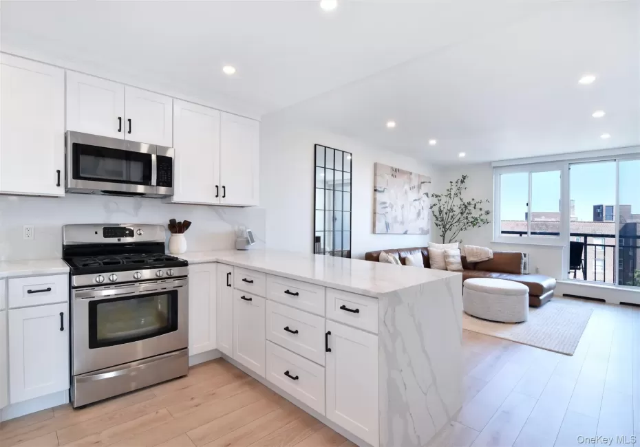 703 Pelham Road, New Rochelle, NY, 2 Bedrooms Bedrooms, 6 Rooms Rooms,2 BathroomsBathrooms,Residential,For Rent,Pelham,0,1027739 703 Pelham Road, New Rochelle, NY, 2 Bedrooms Bedrooms, 6 Rooms Rooms,2 BathroomsBathrooms,Residential,For Rent,Pelham,0,1027739