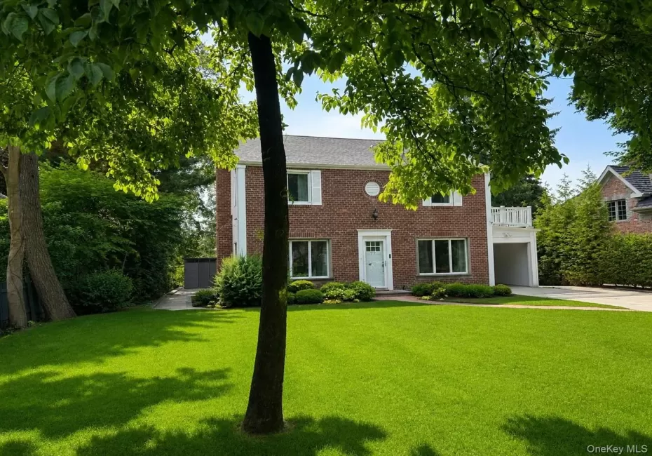 77 Mill Spring Road, North Hempstead, NY, 3 Bedrooms Bedrooms, 8 Rooms Rooms,1 BathroomBathrooms,Residential Lease,For Rent,Mill Spring,0,1027545 77 Mill Spring Road, North Hempstead, NY, 3 Bedrooms Bedrooms, 8 Rooms Rooms,1 BathroomBathrooms,Residential Lease,For Rent,Mill Spring,0,1027545