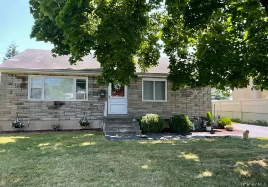 8 Rochelle Court, Stony Point, NY, 3 Bedrooms Bedrooms, 7 Rooms Rooms,2 BathroomsBathrooms,Residential,For Rent,Rochelle,0,1017966 8 Rochelle Court, Stony Point, NY, 3 Bedrooms Bedrooms, 7 Rooms Rooms,2 BathroomsBathrooms,Residential,For Rent,Rochelle,0,1017966