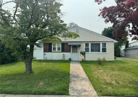 418 Wellington Road, Hempstead, NY, 3 Bedrooms Bedrooms, 6 Rooms Rooms,1 BathroomBathrooms,Residential,For Rent,Wellington,0,1027333 418 Wellington Road, Hempstead, NY, 3 Bedrooms Bedrooms, 6 Rooms Rooms,1 BathroomBathrooms,Residential,For Rent,Wellington,0,1027333