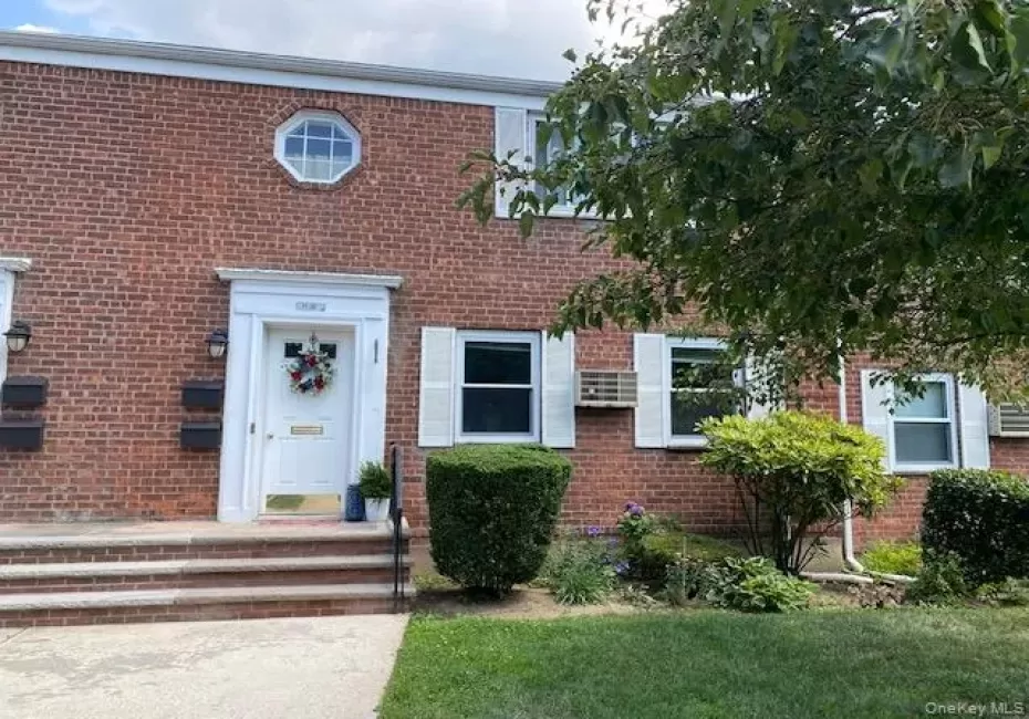 71-39 260th Street, New York, NY, 1 Bedroom Bedrooms, 3 Rooms Rooms,1 BathroomBathrooms,Residential,For Rent,260th,0,1028254 71-39 260th Street, New York, NY, 1 Bedroom Bedrooms, 3 Rooms Rooms,1 BathroomBathrooms,Residential,For Rent,260th,0,1028254