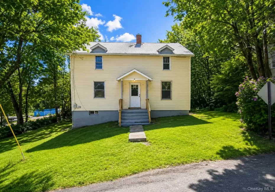 6 Old Walnut Street, Catskill, NY, 3 Bedrooms Bedrooms, 11 Rooms Rooms,2 BathroomsBathrooms,Residential,For Rent,Old Walnut,0,1028396 6 Old Walnut Street, Catskill, NY, 3 Bedrooms Bedrooms, 11 Rooms Rooms,2 BathroomsBathrooms,Residential,For Rent,Old Walnut,0,1028396