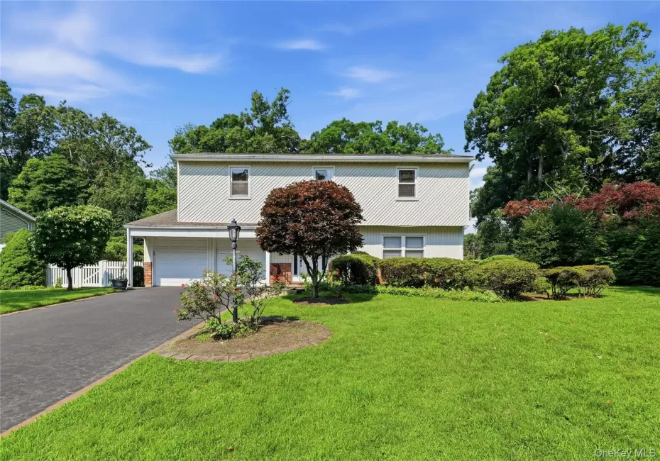12 Kenny Street, Smithtown, NY, 4 Bedrooms Bedrooms, 12 Rooms Rooms,3 BathroomsBathrooms,Residential,For Rent,Kenny,0,1026950 12 Kenny Street, Smithtown, NY, 4 Bedrooms Bedrooms, 12 Rooms Rooms,3 BathroomsBathrooms,Residential,For Rent,Kenny,0,1026950