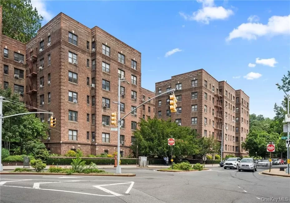 3015 Riverdale Avenue, New York, NY, 1 Bedroom Bedrooms, 3 Rooms Rooms,1 BathroomBathrooms,Residential,For Rent,Riverdale,0,1028046 3015 Riverdale Avenue, New York, NY, 1 Bedroom Bedrooms, 3 Rooms Rooms,1 BathroomBathrooms,Residential,For Rent,Riverdale,0,1028046