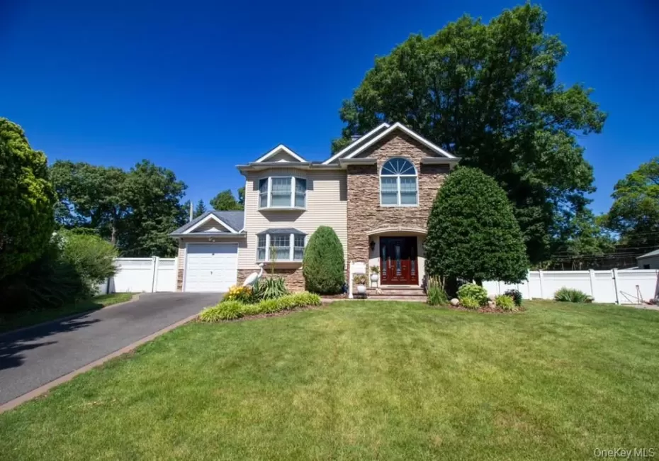 5 Hickory Lane, North Hempstead, NY, 4 Bedrooms Bedrooms, 12 Rooms Rooms,3 BathroomsBathrooms,Residential,For Rent,Hickory,0,1027617 5 Hickory Lane, North Hempstead, NY, 4 Bedrooms Bedrooms, 12 Rooms Rooms,3 BathroomsBathrooms,Residential,For Rent,Hickory,0,1027617