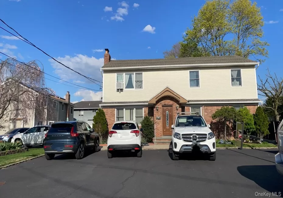 133 Railroad Avenue, Oyster Bay, NY, 3 Bedrooms Bedrooms, 5 Rooms Rooms,1 BathroomBathrooms,Residential Lease,For Rent,Railroad,0,1028025 133 Railroad Avenue, Oyster Bay, NY, 3 Bedrooms Bedrooms, 5 Rooms Rooms,1 BathroomBathrooms,Residential Lease,For Rent,Railroad,0,1028025
